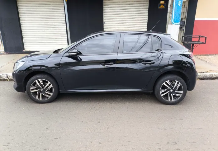Peugeot 208 Allure 1.0 Tubo Flex 5P Aut. 2024