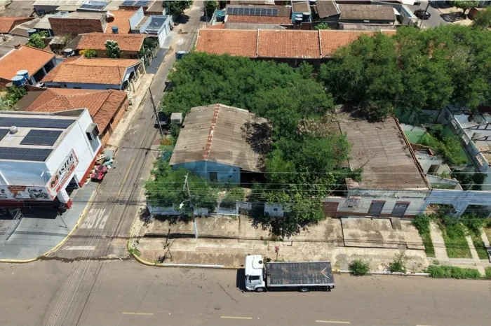 Imóvel Comercial em Venda na Vila Olinda, Rondonópolis