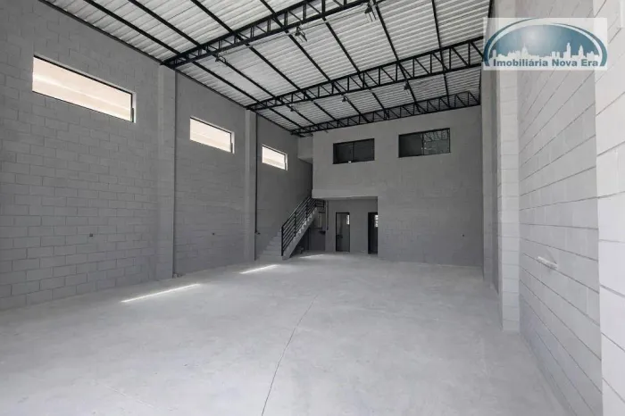 Galpão para alugar, 175 m² por R$ 7.600,00/mês - Comercial Independência - Vinhedo/SP