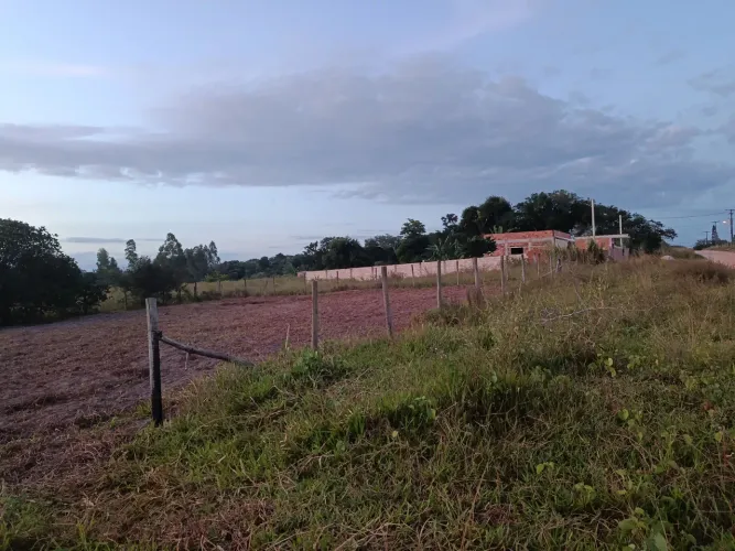 Terreno em Araruama, próximo a Via Lagos.