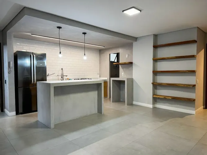 Apartamento no Renascença, Reformado, Projetado, Climatizado
