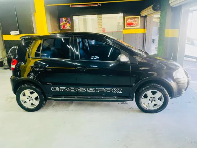 Volkswagen Crossfox 1.6 MI Total Flex 8V 5P 2006