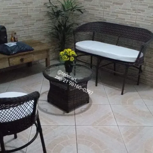 Móveis de fibra sintética e corda náutica