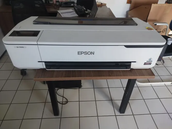Vende-se Plotter Epson - SC-T3170