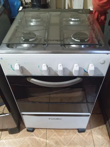 Vendo fogão usado funcionando perfeitamente