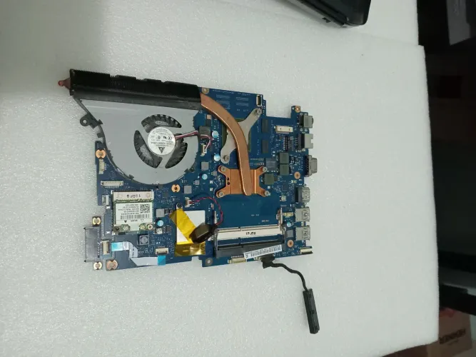 Placa mae notebook samsung NP QX411