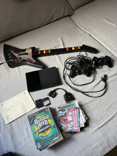 PlayStation 2 Slim Completo + Guitar Hero e 2 Controles