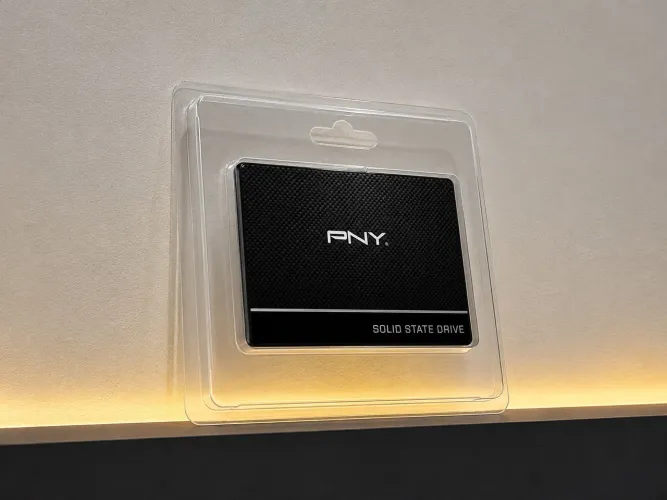 SSD 240GB PNY - SATA 3 - Perfeito ESTADO!!