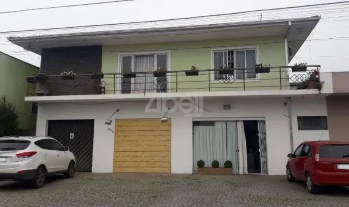 CASA no IRIRIÚ com 4 quartos para LOCAÇÃO, 202 m²