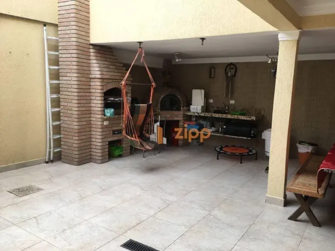 Sobrado com 4 dormitórios à venda, 250 m² por R$ 1.160.000,00 - Jardim Picolo - São Paulo/