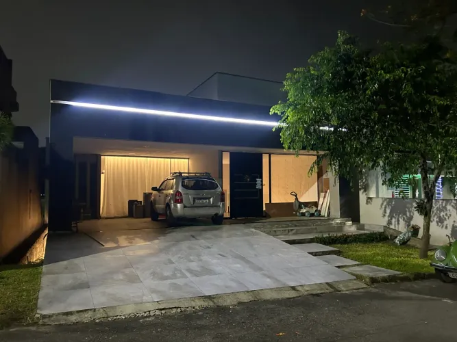 Linda Casa a Venda no Condomínio Mansões da Prata em Campo Grande - Rio de Janeiro - RJ