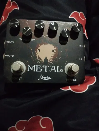 Pedal Rowin LT-03 Heavy Metal + boost 