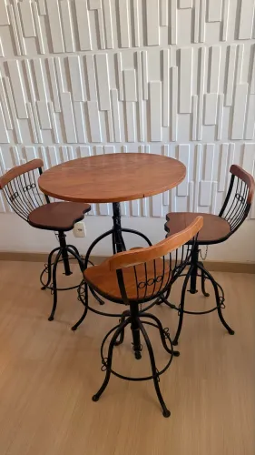 Mesa Bistrô 