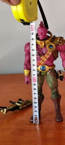 BAF Despero DC Universe Classics