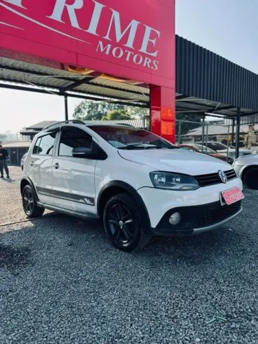 Volkswagen Crossfox 1.6 MI Total Flex 8V 5P 2012