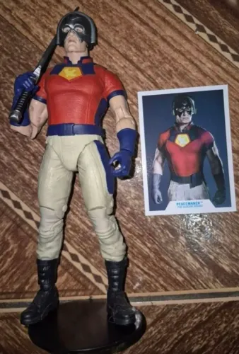 Pacificador dc multiverse mcfarlane