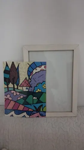 Quadro tipo porta retrato, com 1 gravura, Moldura Branca , 33 x 24 cm