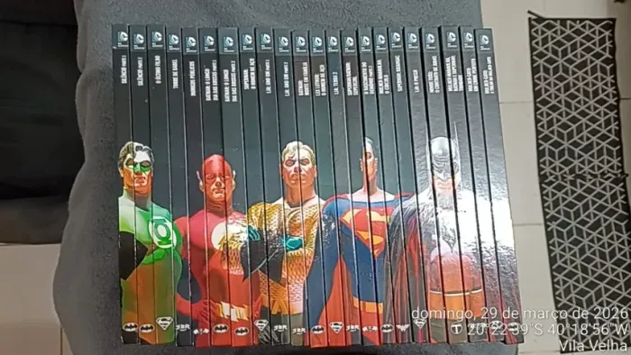Vendo 22 livros da coleção DC Comics Graphic Novels (Eaglemoss) - ACEITO OFERTAS