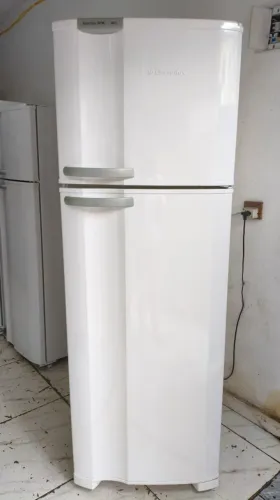 GELADEIRA DF38 ELECTROLUX
