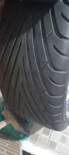 Vendo pneus 255/35/20
