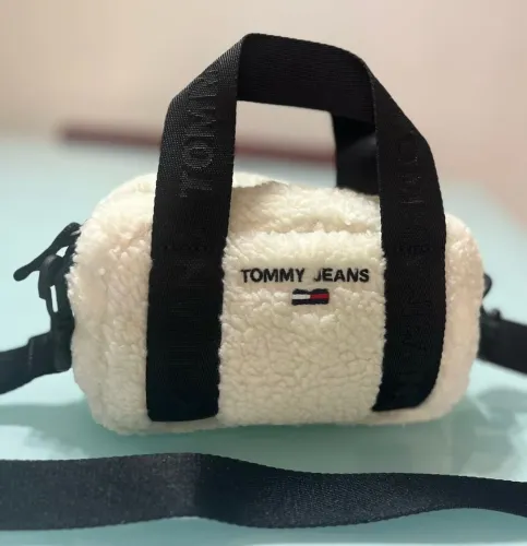 Bolsa Tommy Hilfiger Original ( pequena )
