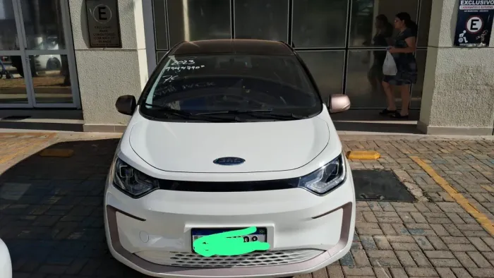 JAC E-JS1 62cv 5P Aut. (elétrico) 2023