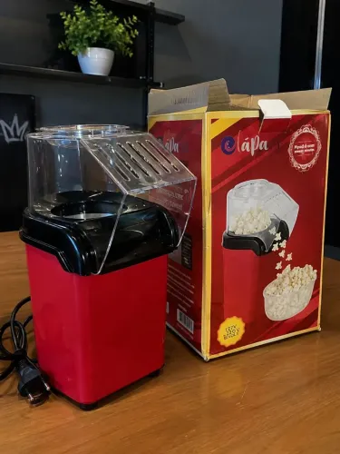 Pipoqueira elétrica 110V-NOVA E LACRADA