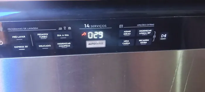 Máquina de lava louças eletrolux 14 funções