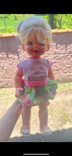 Boneca pinturinha