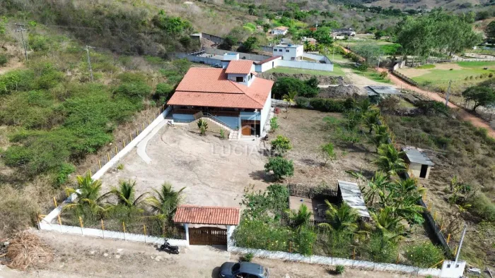 2000 m² de Terreno! Chácara com 7 Quartos em Gravatá/PE
