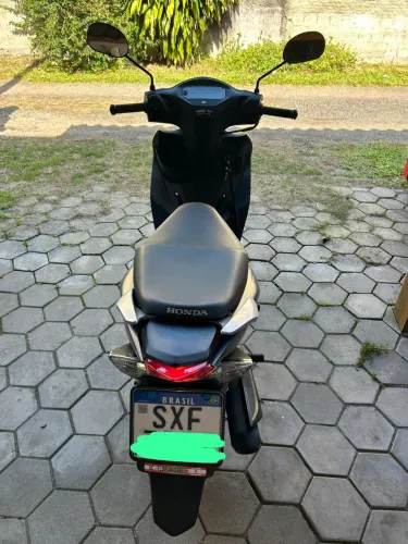 Honda Biz Ex 125. 2024/2025