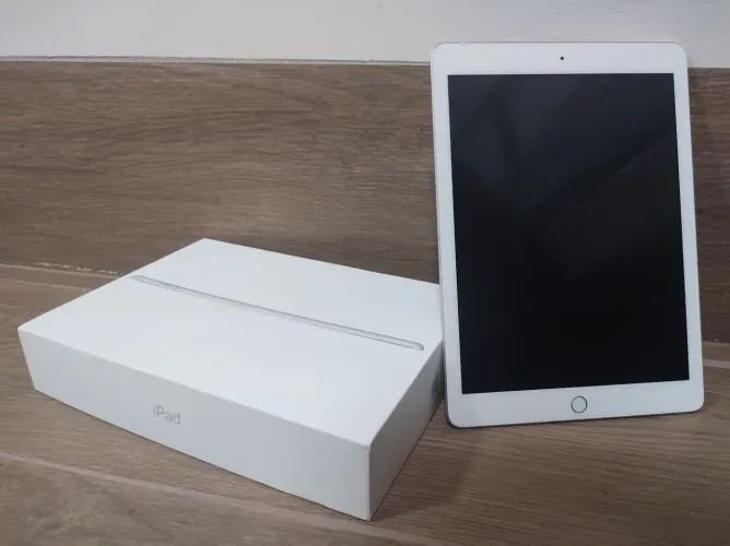 Tablet iPad Apple com Caneta Original