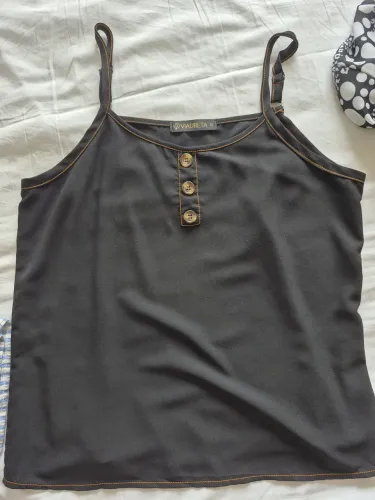 Camiseta preta G