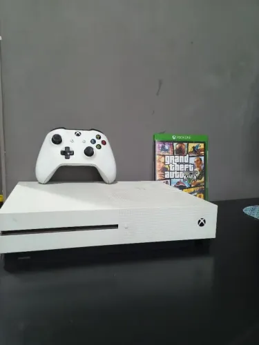 XBOX ONE S 500GB + 1 CONTROLE + GTA V - FUNCIONANDO PERFEITO