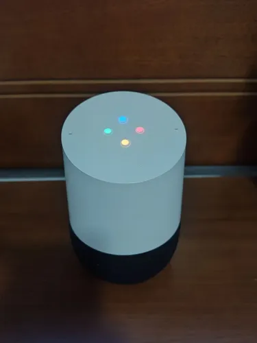 Google Nest Home - igual a Alexa porém da Google 