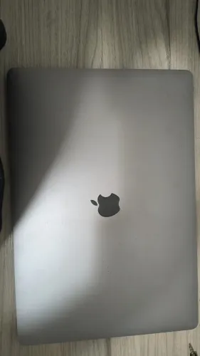 Macbook Pro Intel Core I9 16GB DDR4 1TB Ram