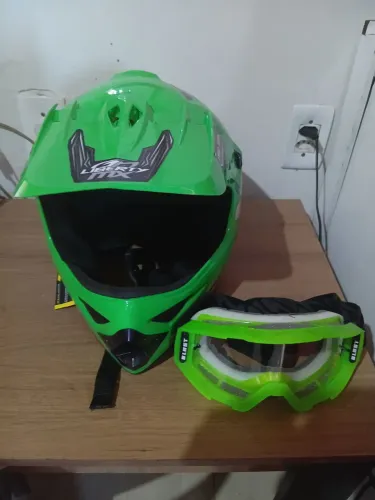 CAPACETE LIBERTY MX PRO TORK + ÓCULOS VERDE NOVO