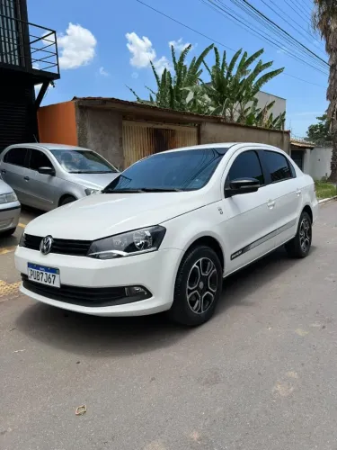Volkswagen Voyage Selecao 1.6 Total Flex 8V 4P 2014