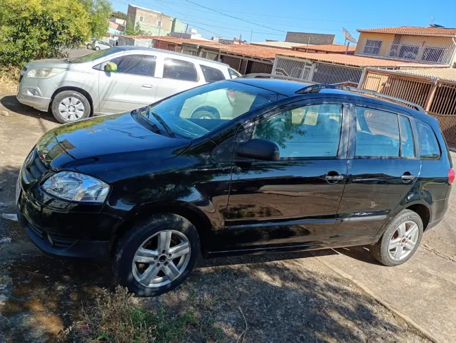 Volkswagen Spacefox 1.6/ 1.6 Trend Total Flex 8V 5P 2010