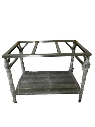 Mesa de inox 304 com prateleira reforçada com fundição Multinox