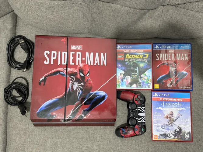 PS4 FAT 500GB + JOGOS + CONTROLE