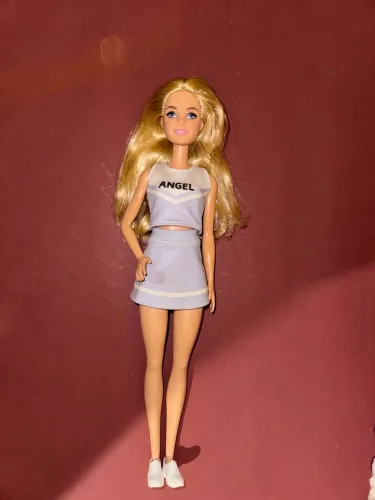 Boneca barbie millie fashionista