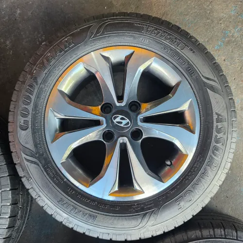 RODAS HYUNDAI HB20 ARO 14 4X100 E PNEUS 175/70