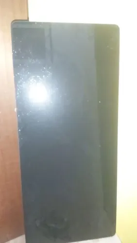 Prateleira de vidro fume em bom estado.
