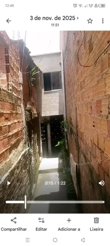 Casa a venda por 75 mil ou troca por outra em Amargosa ou da uma entrada/parcela conversa.