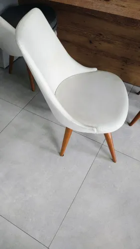 Cadeira de jantar