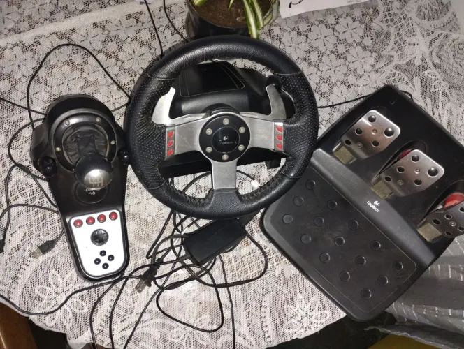 Volante Logitech g 27 pc/ps3