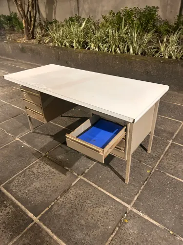 Mesa escritorio metalica