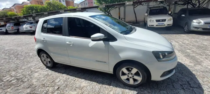 Volkswagen Fox Comfortline 1.6 Flex 8V 5P 2018