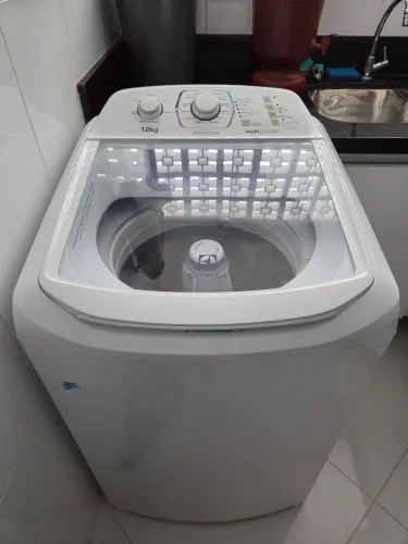 Lavadora Electrolux 12kg - muito nova